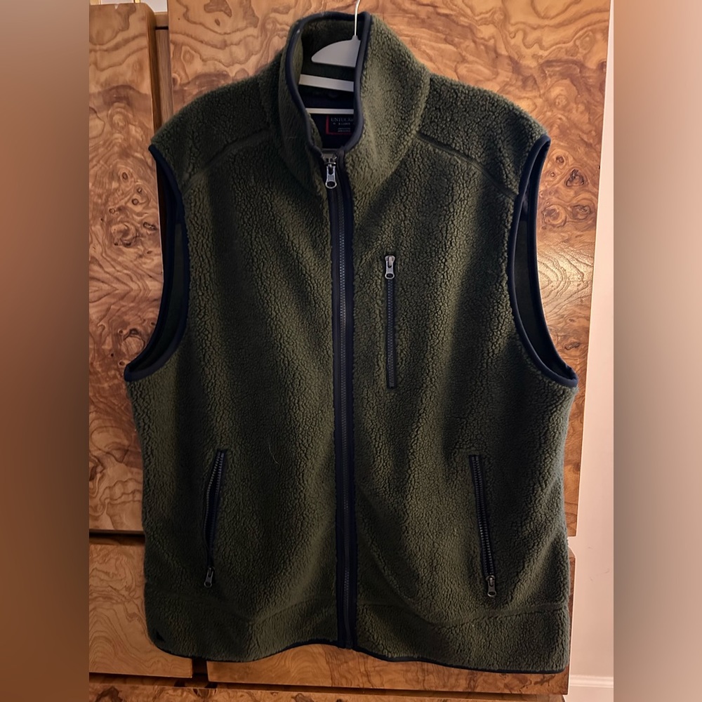 UNTUCKit Vest XL